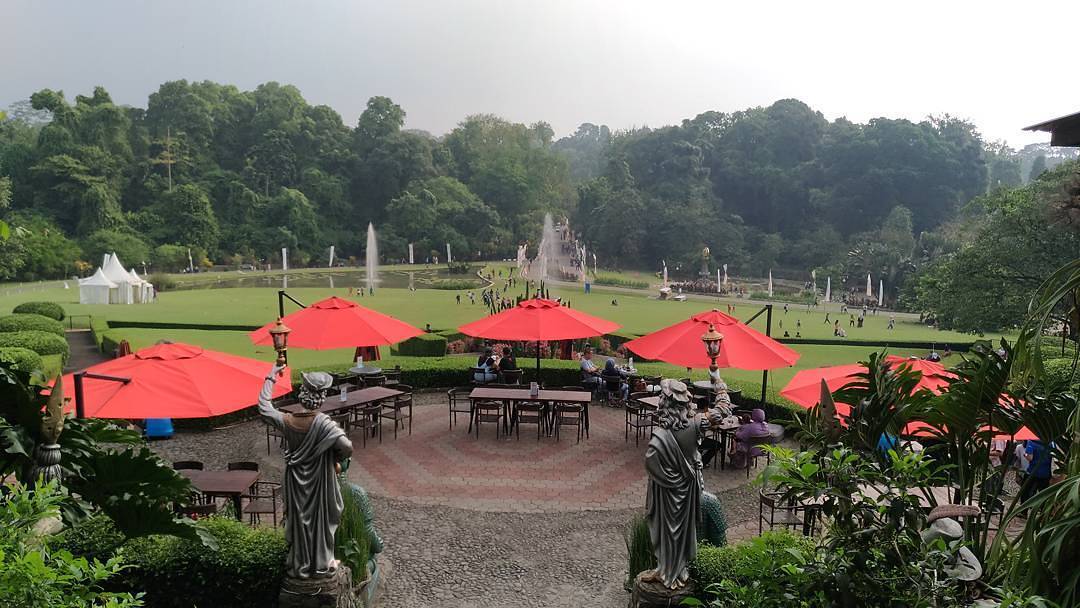 Grand Garden Terletak Di Kebun Raya Bogor, Dan Hanya Satu Satunya
