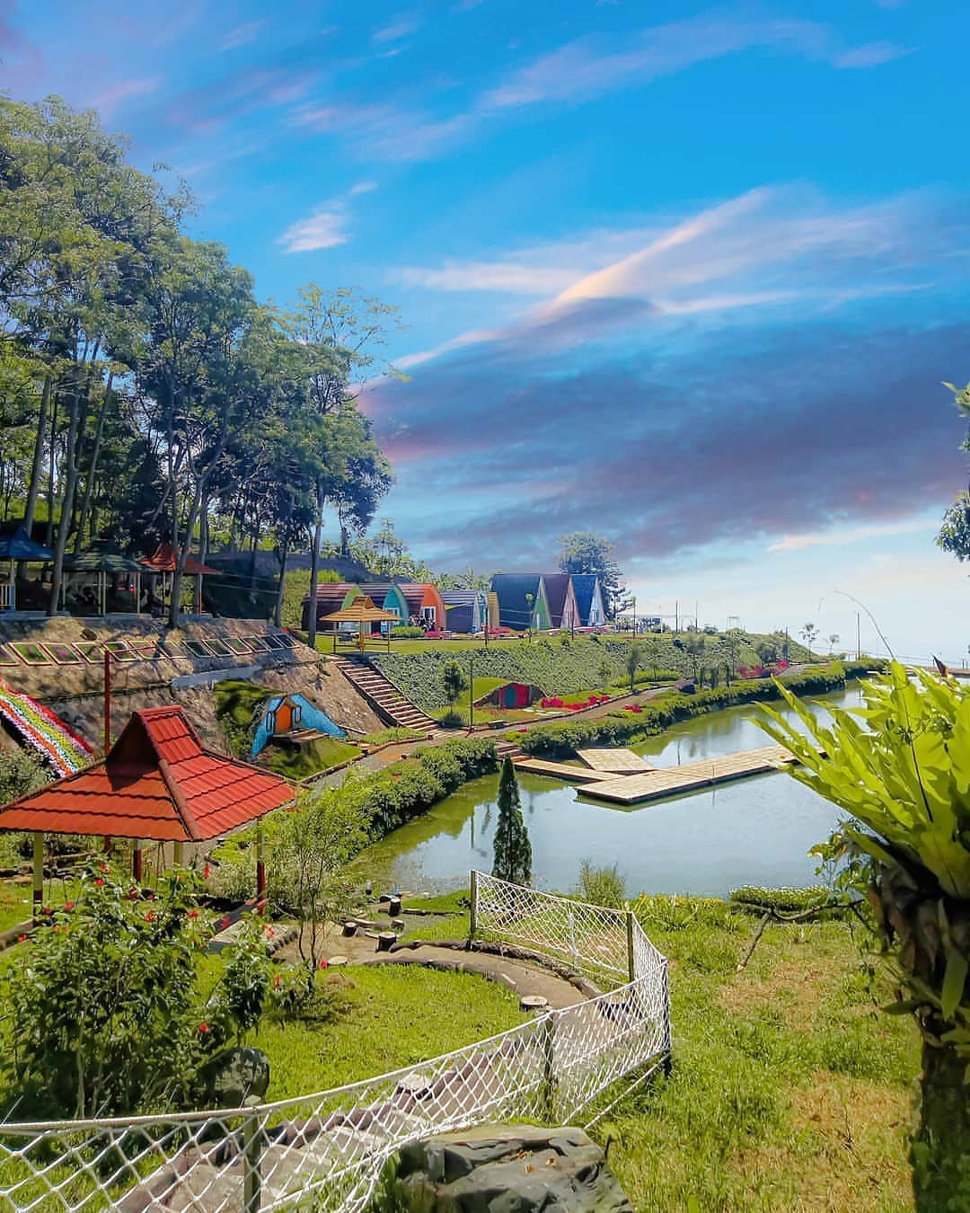 View Nirvana Valley Resort Bogor